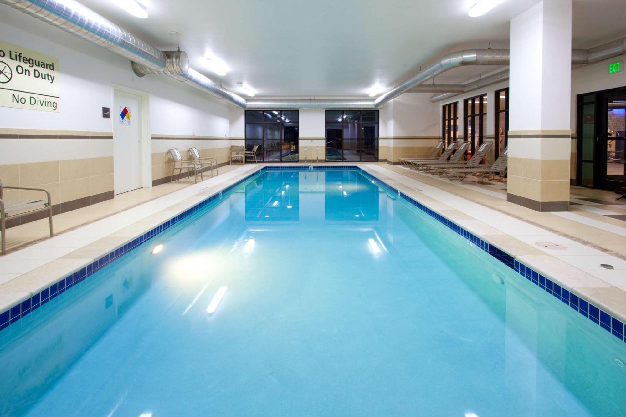 Hotel Hampton & Denver Airport / Gateway Park 3*