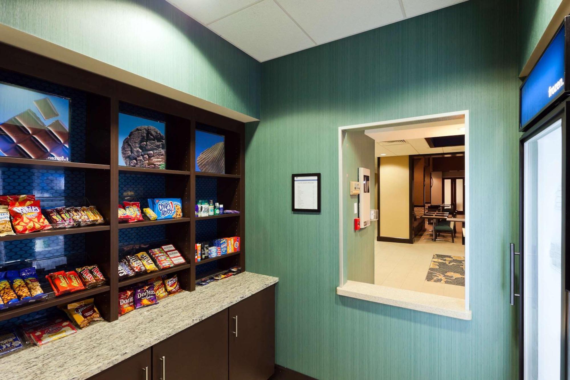 Hotel Hampton & Denver Airport / Gateway Park 3*