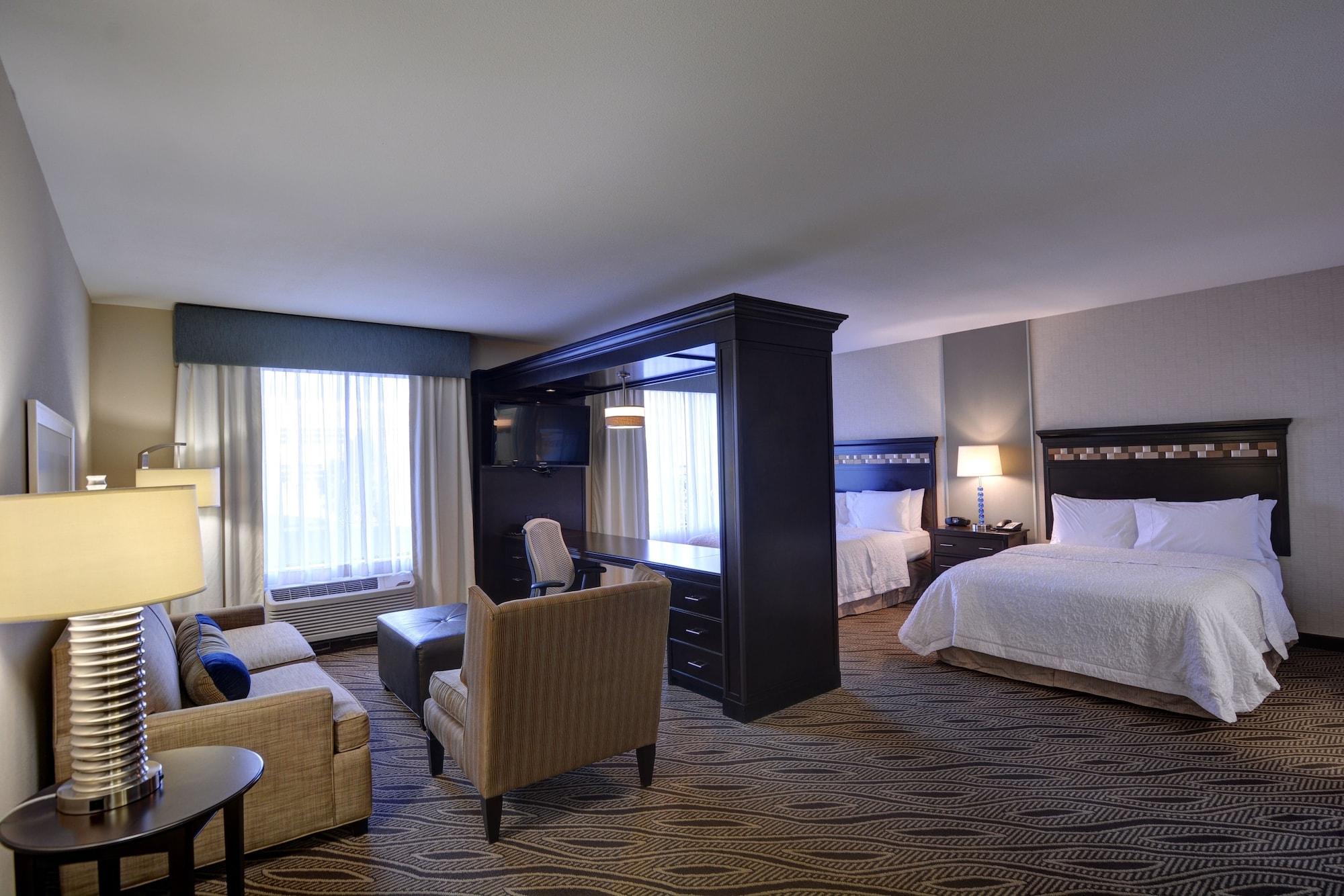 Hampton & Denver Airport / Gateway Park Hotel Aurora