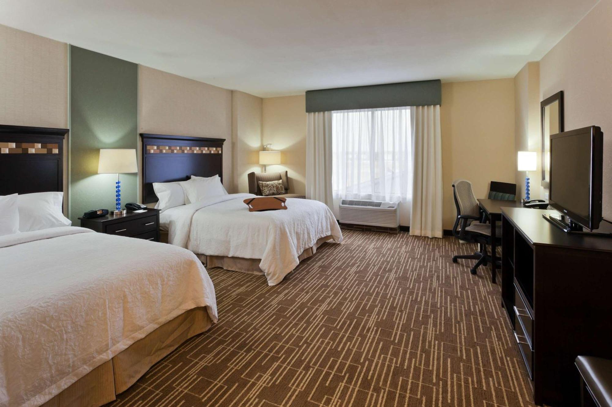 Hotel Hampton & Denver Airport / Gateway Park 3*