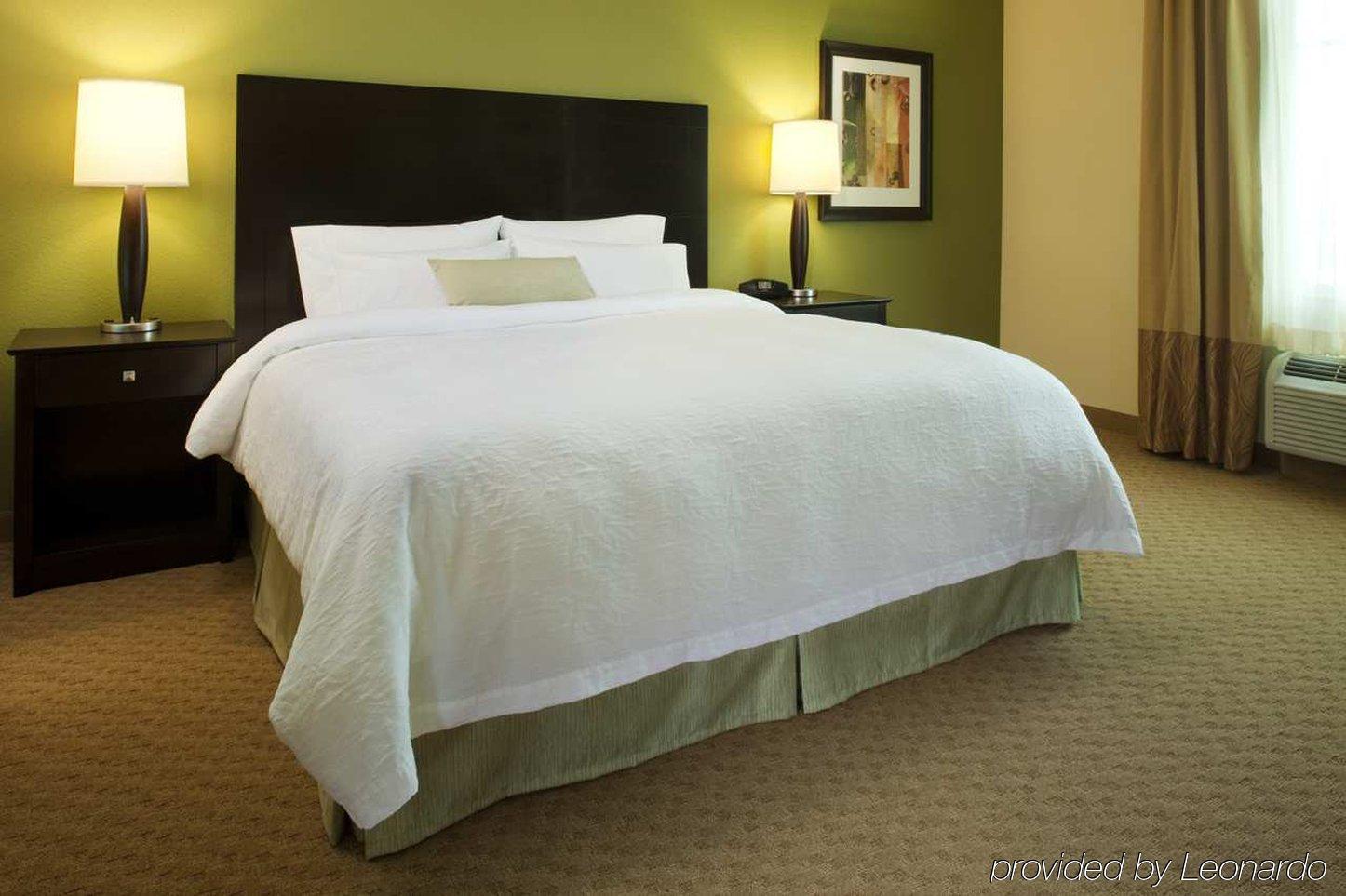 Hampton & Denver Airport / Gateway Park Hotel 3*