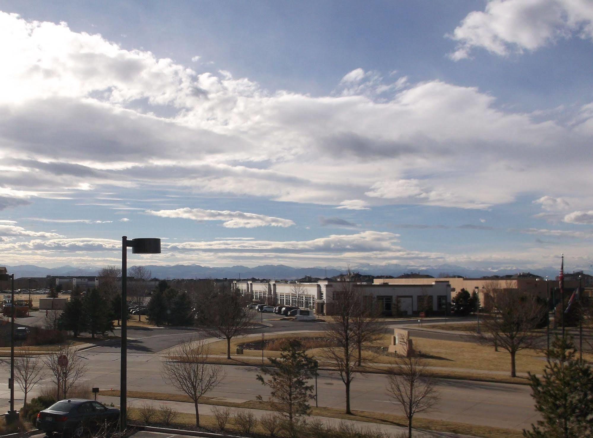 Hampton & Denver Airport / Gateway Park Aurora